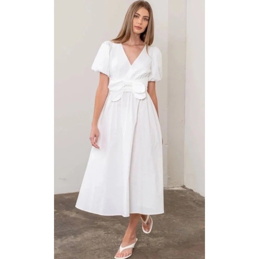 NWOT Moon River Front Bow Detail Cotton Midi Dress Short Bubble Sleeves White M